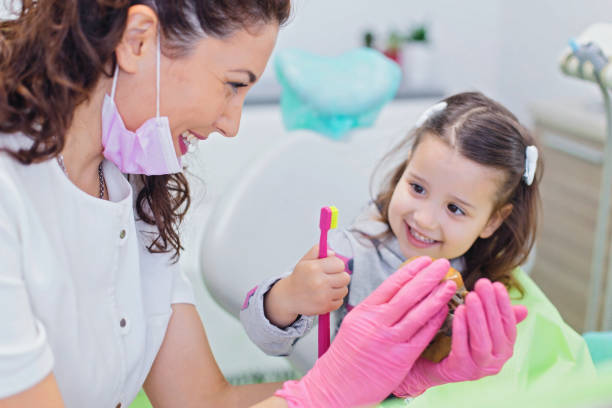 Best Emergency Dental Care  in Redwood, OR
